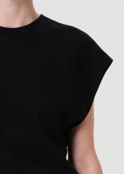 MEG TEE
