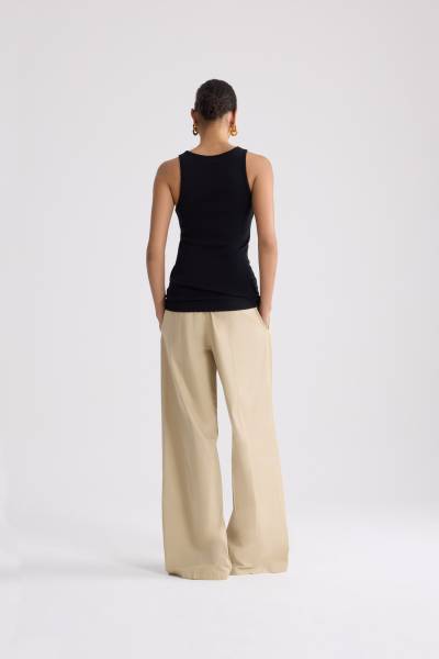 KNOT TANK TOP